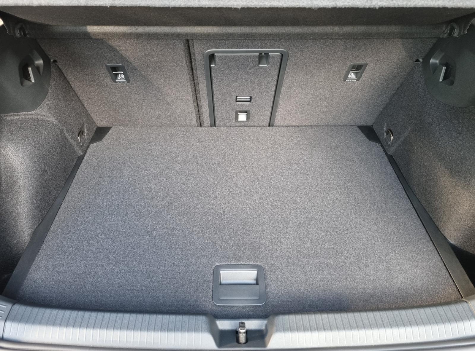 Volkswagen Golf 1.5 TSI Life + 5J. Garantie