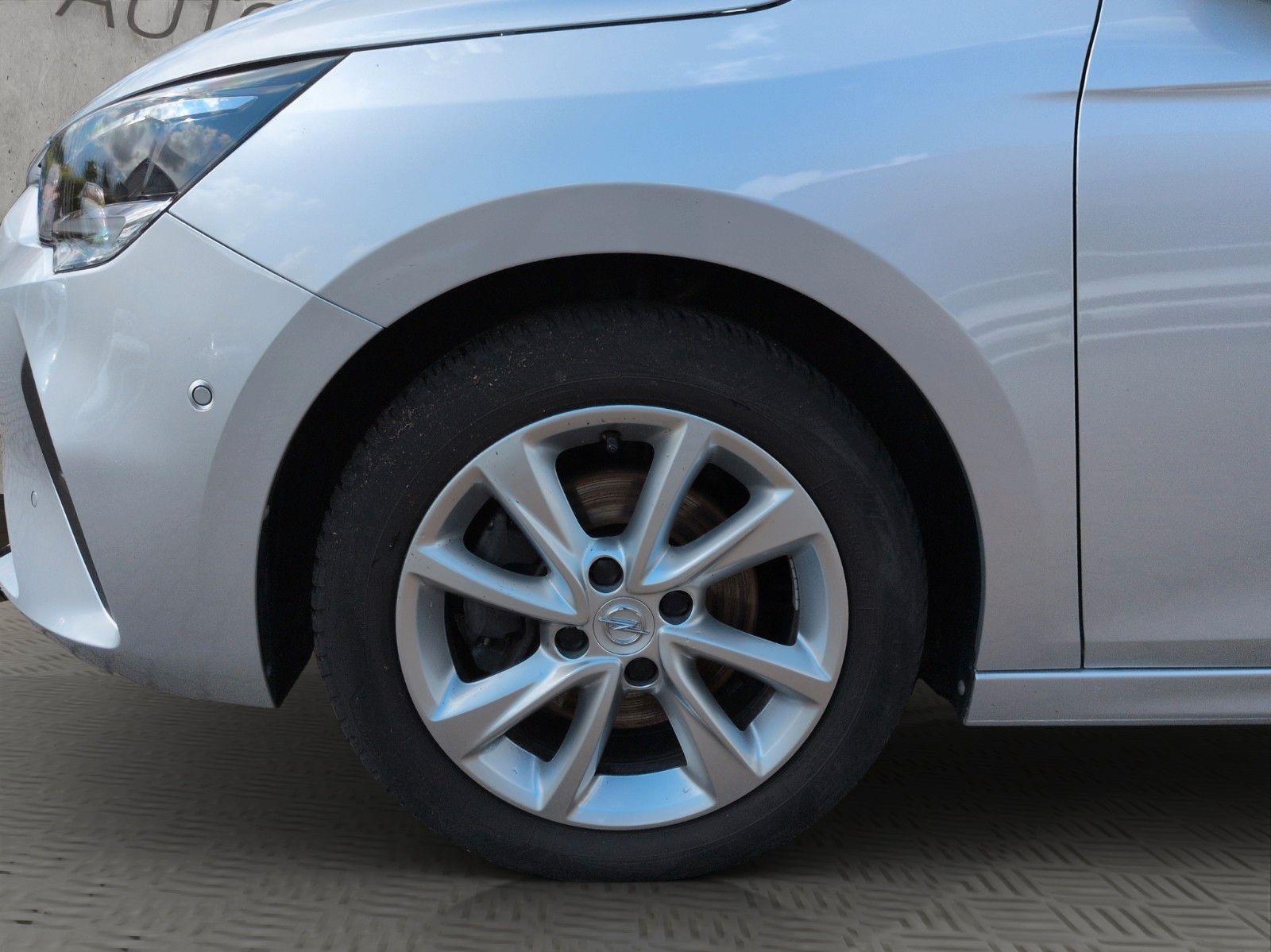 Fahrzeugabbildung Opel Corsa 1.2T Elegance - Kamera h, Sitz-, Lenkradhz
