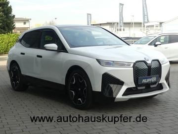 2023 BMW IX 照片 2