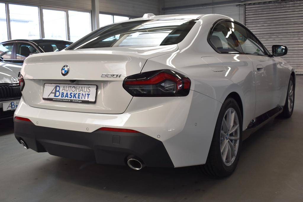 BMW 220