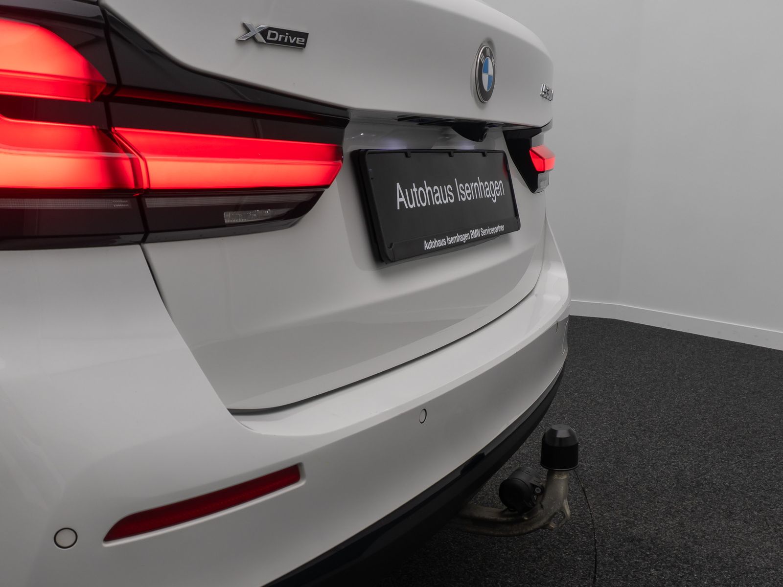 Fahrzeugabbildung BMW 530d xD ACC 360°Memory DAB DisplKey AHK Standhz