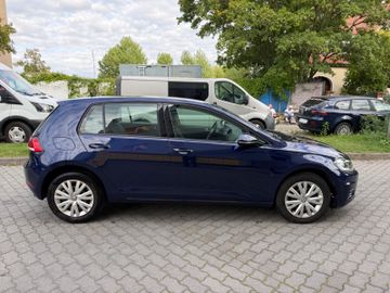 Volkswagen Golf - 4