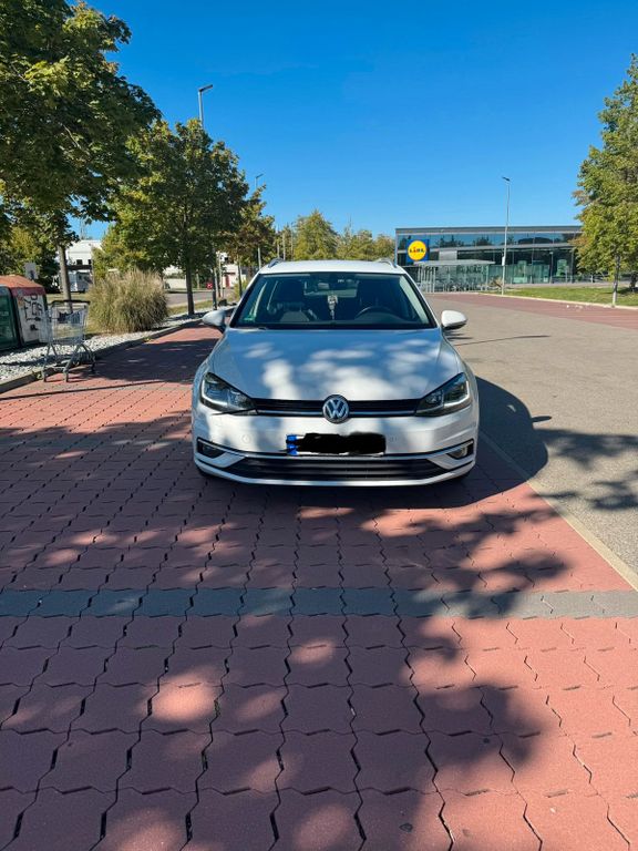 Image of Volkswagen Golf