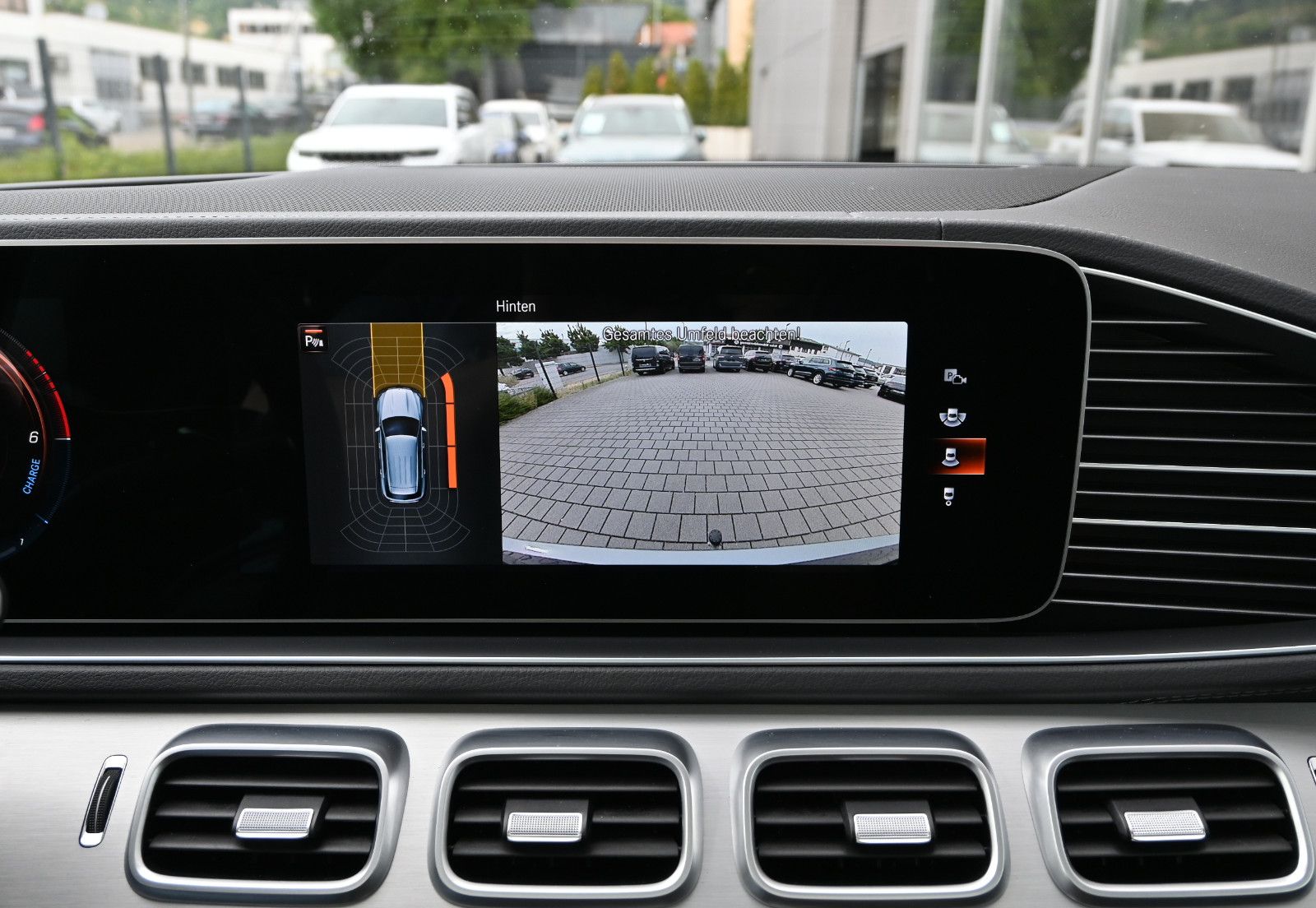 Fahrzeugabbildung Mercedes-Benz GLE 350 de 4MAT. AMG + NIGHT °ACC°AHK°PANO°HUD°