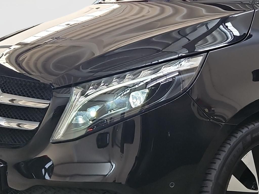 Fahrzeugabbildung Mercedes-Benz V 300 AVG extralang 8 Sitze Standhzg elektr. ST