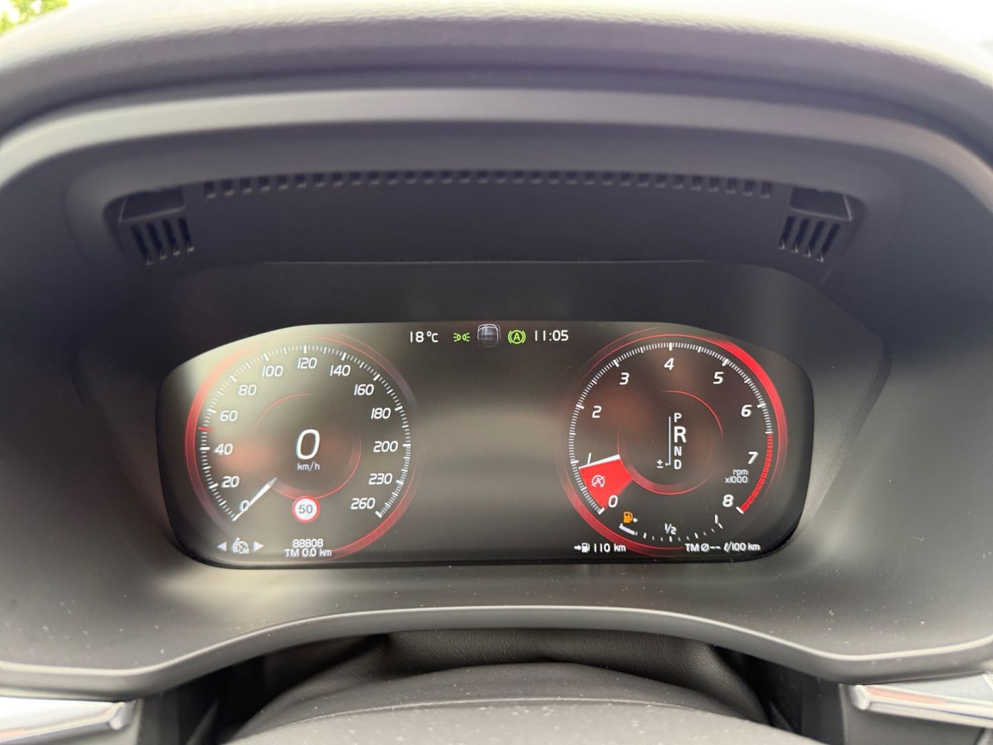 Volvo XC60 T5 AWD R Design LED HUD Pano HiFi digi CP foto 14