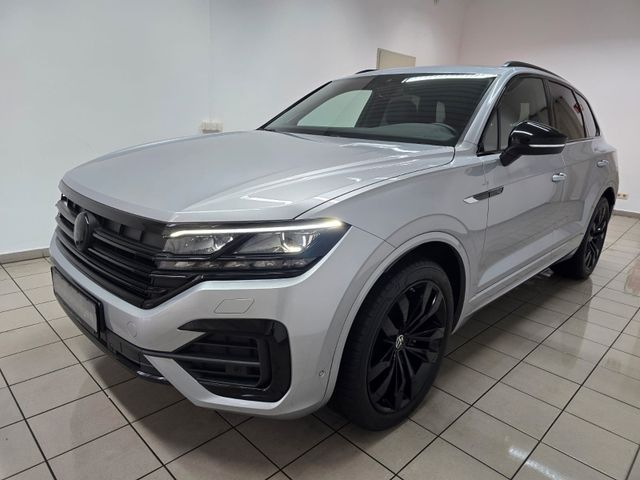 VW Touareg 3.0 TDI R Line Black Matrix Panorama 21"