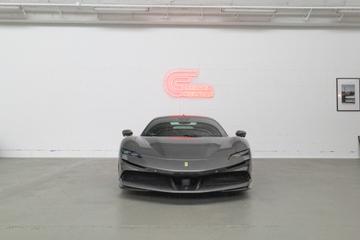 2022 Ferrari SF90 照片 5