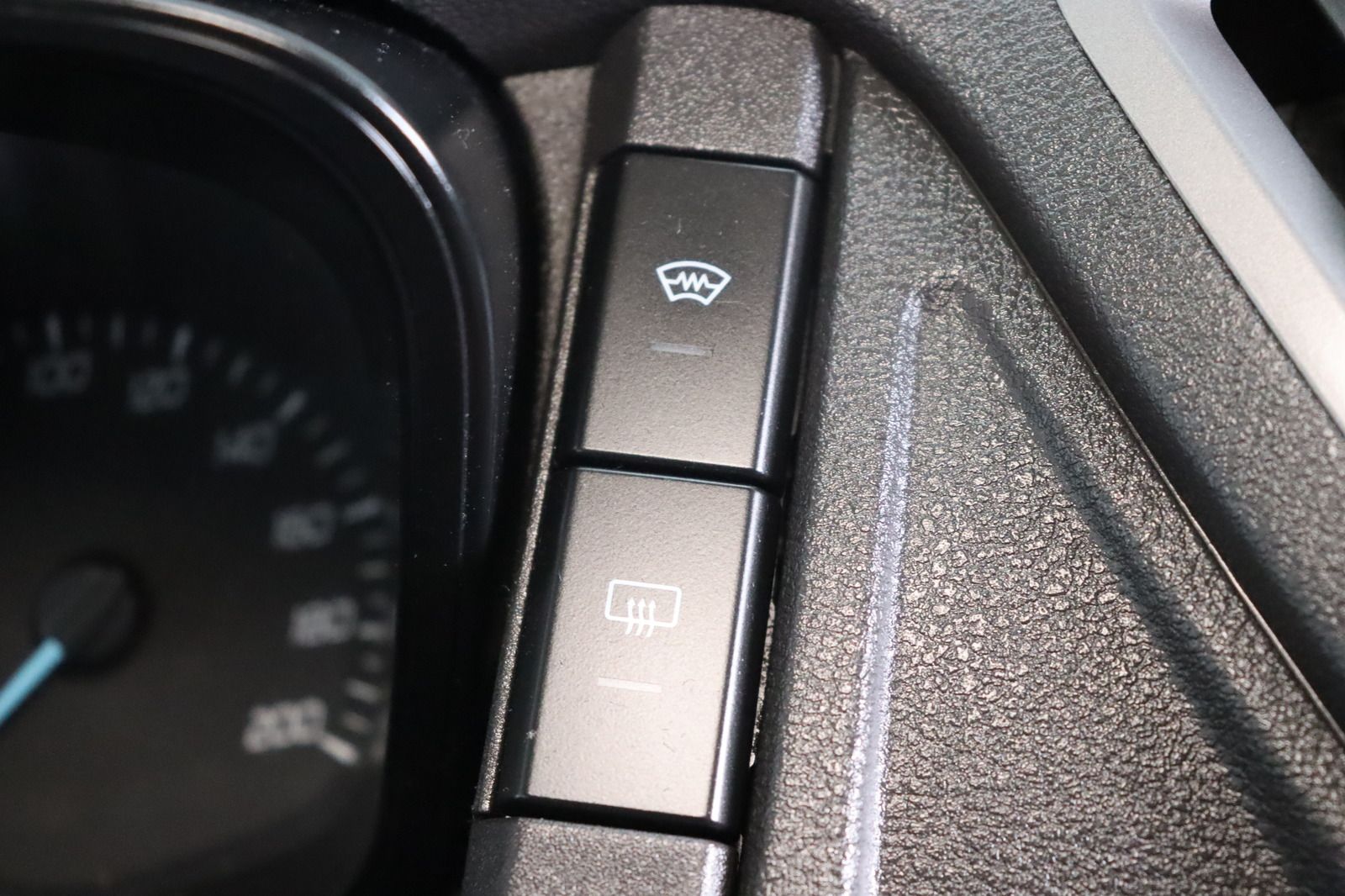 Fahrzeugabbildung Ford Transit 350 L2H2 * Rollstuhlrampe* RFK *