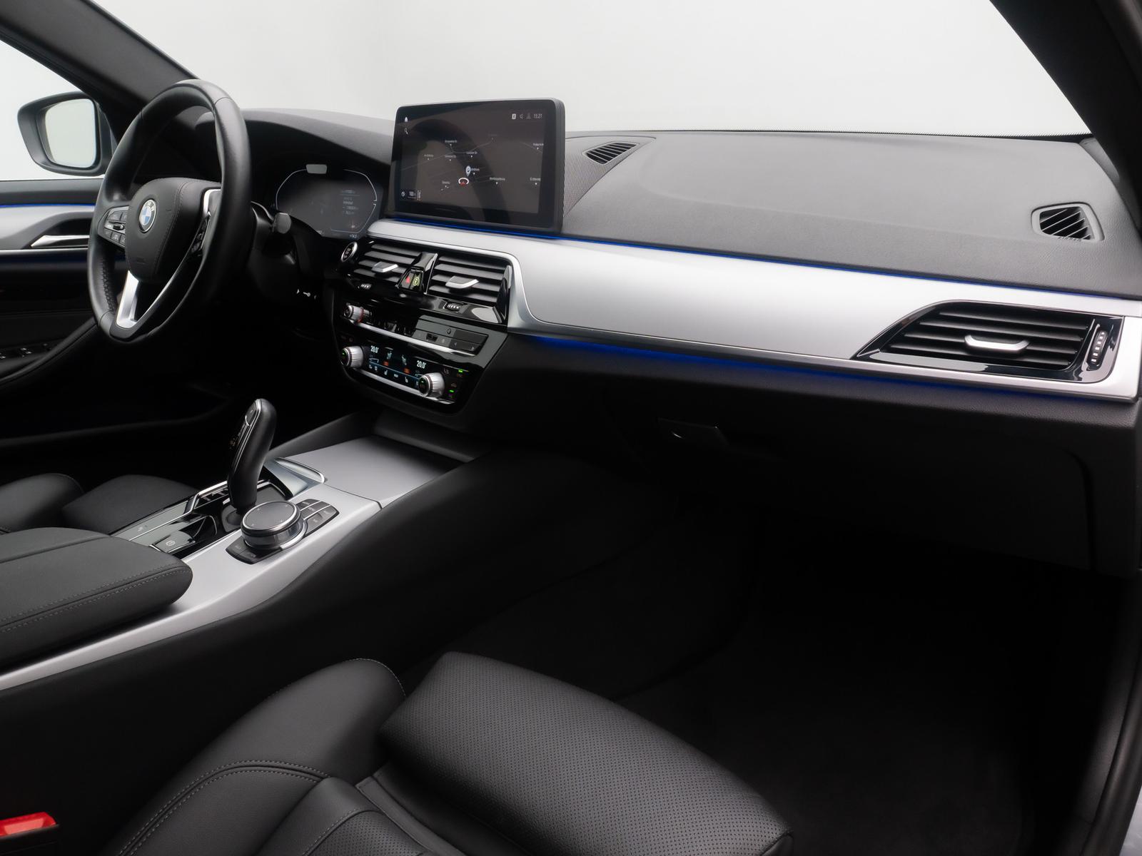 BMW 520d xD Kamera HUD DAB AHK Alarm ACC Laser Sport
