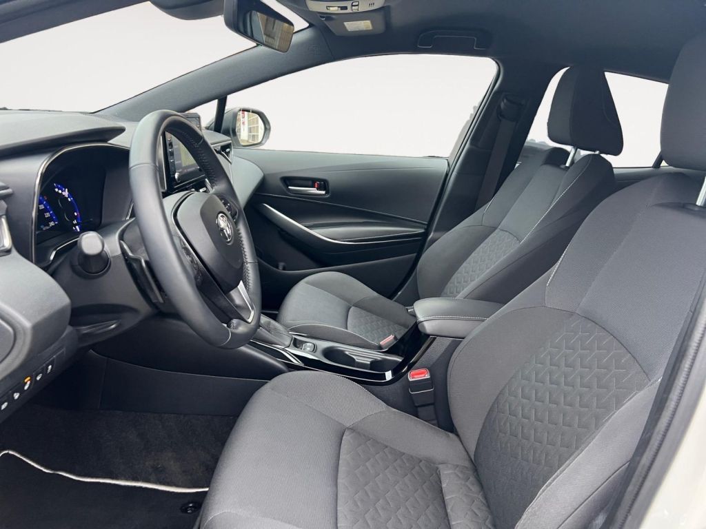 Fahrzeugabbildung Toyota Corolla 2.0 Hybrid Club