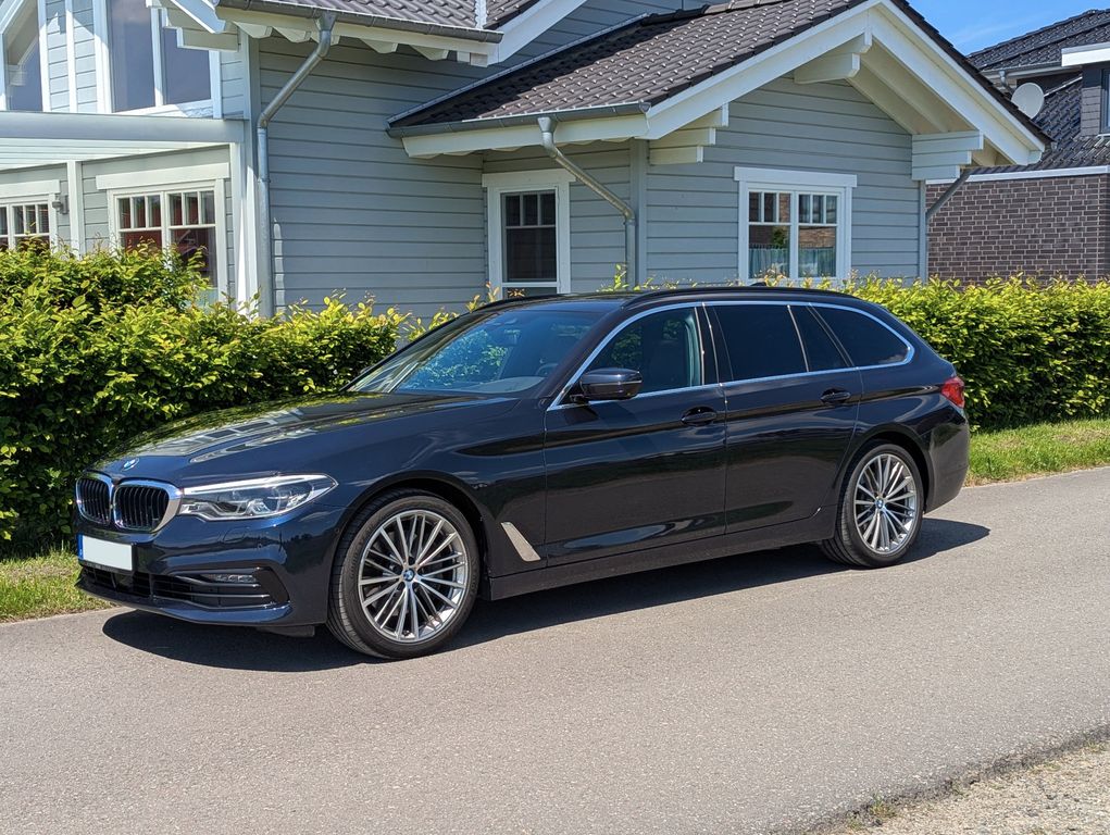 Image of BMW 540