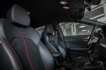 Bild 20 Kia cee'd / Ceed GT ; Gia Cuzzo Veredelung; Schalter