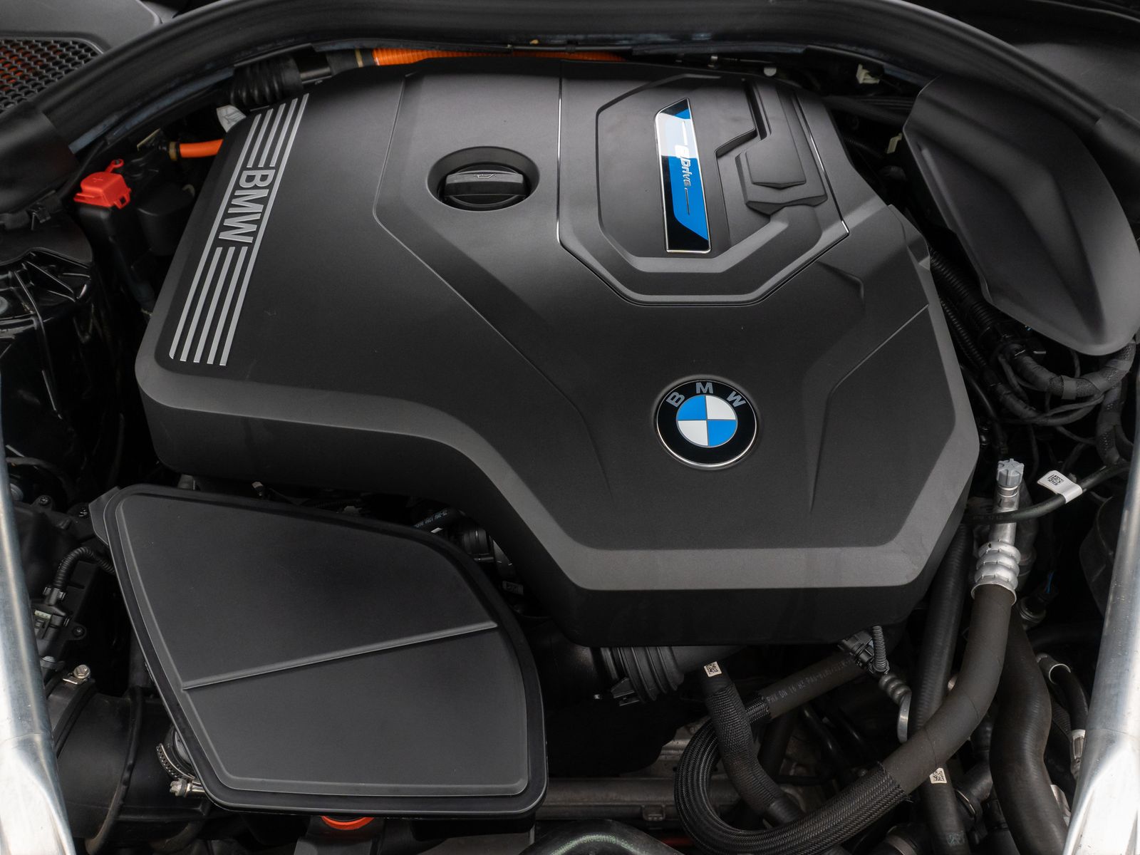 Fahrzeugabbildung BMW 530e Alarm DAB HiFi Komfort Kamera DriveAs Sport