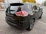 Nissan X-Trail Tekna *B-Xenon* SHZ*Navi *Panorama* - gebrauchte Nissan X-Trail aus dem Jahr 2015