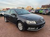 Volkswagen Passat Lim. Comfortline *Bi-Xenon*Navi*Keyless*