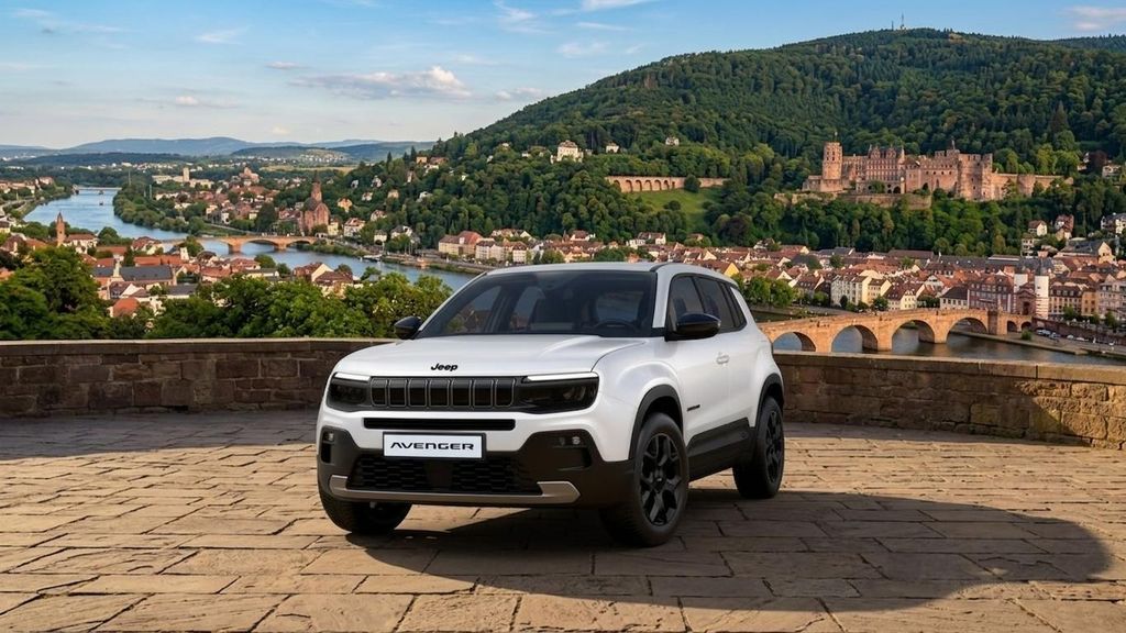 Jeep Avenger Black Edition Allwetter + Winter Paket