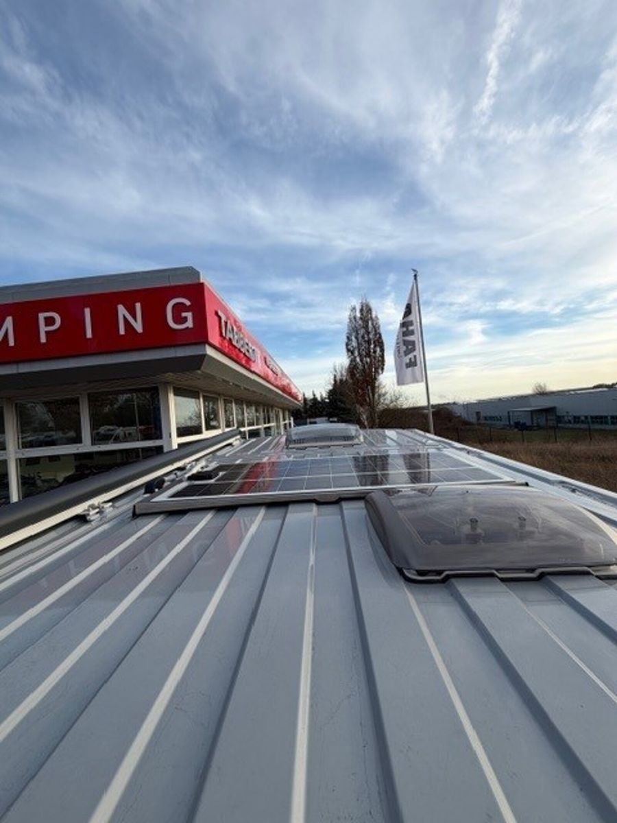 Fahrzeugabbildung CORIGON CV 60 S Solar Markise Travel+ by Hymer
