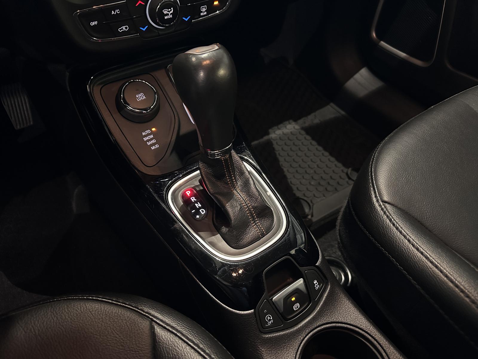 Jeep Compass Limited 4WD *AHK, NAVI, CARPLAY*