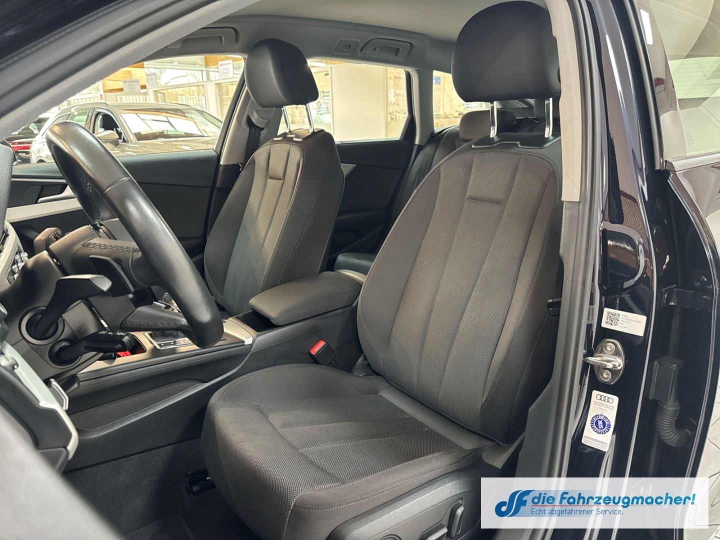 Fahrzeugabbildung Audi A4 Avant 40 TFSI AHK-klappbar Navi LED El. Heckk