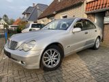 Mercedes-Benz C 220 CDI CLASSIC,TÜV 10.26,Top Zustand,AHK,Temp - Mercedes-Benz C 220 aus 2001