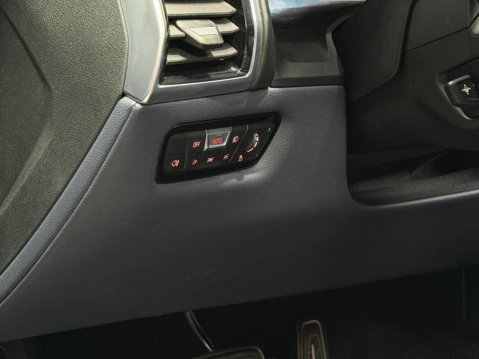 Fahrzeugabbildung BMW 840i xDrive M Sport|INDIVIDUAL|LASER|360|HUD