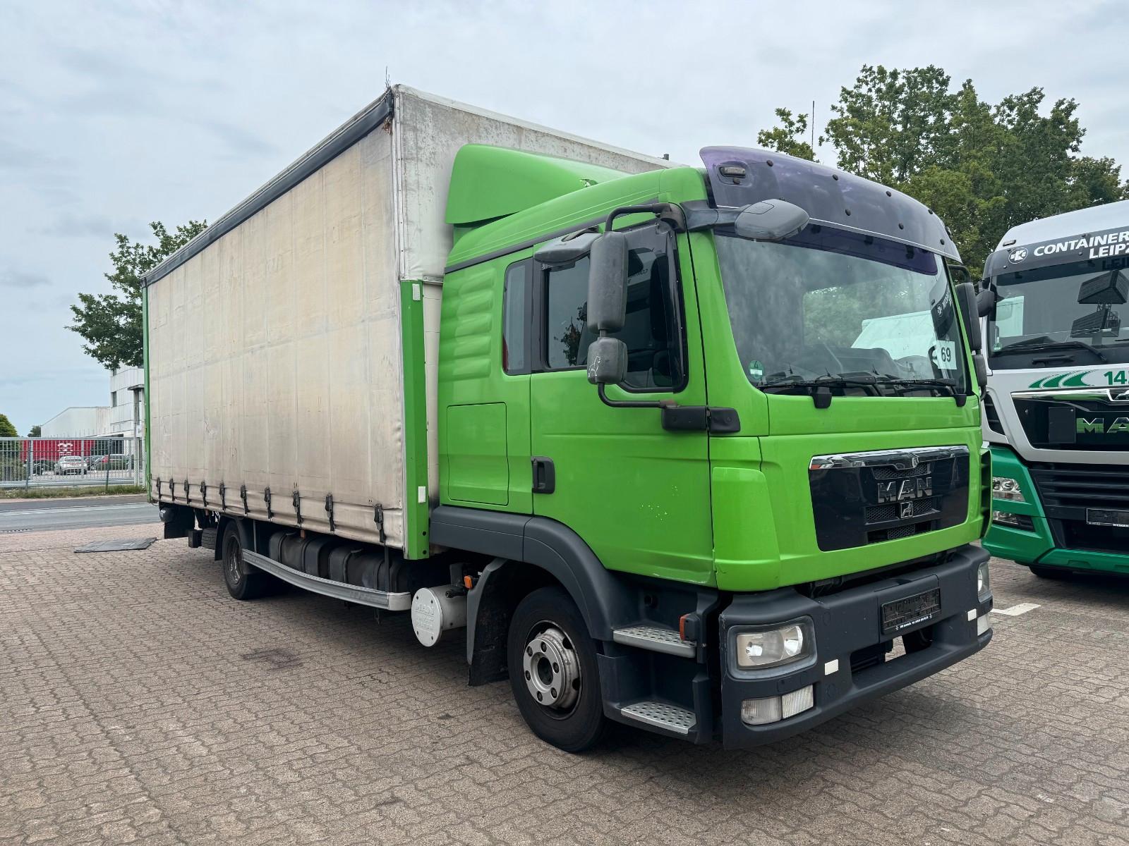 MAN TGL 8.250 4x2 BL * Schlafkabiene  Pritsche Plane