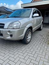 Hyundai Tucson 2.0L GLS Vollleder/AHK/ TÜV 12/25 - gebrauchte Hyundai TUCSON aus dem Jahr 2005