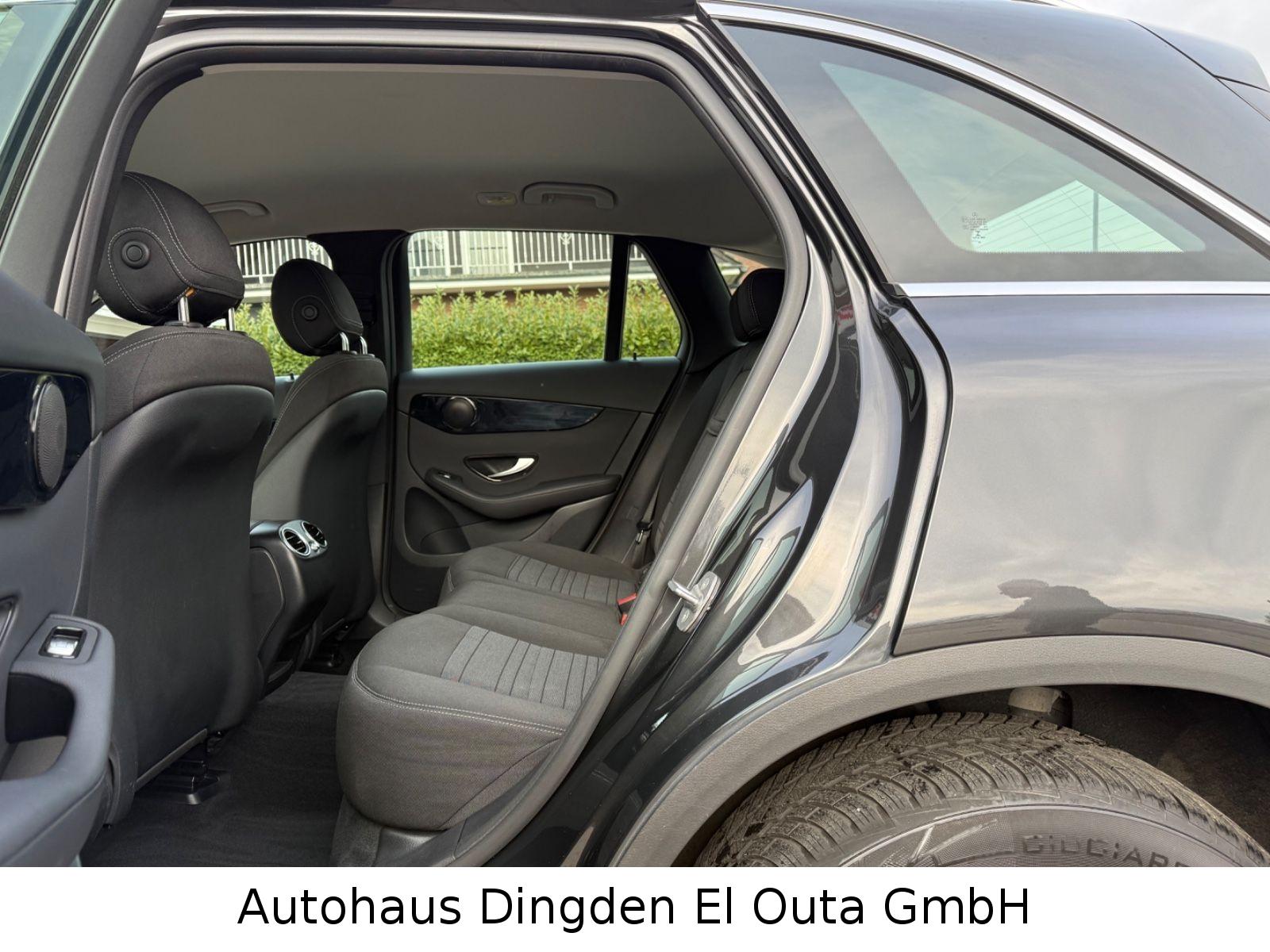 Mercedes-Benz GLC 300d Business 4Matic