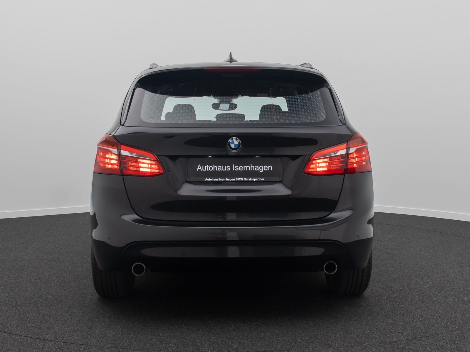 Fahrzeugabbildung BMW 220d Active Tourer HUD NaviPlus H/K Panorama DAB