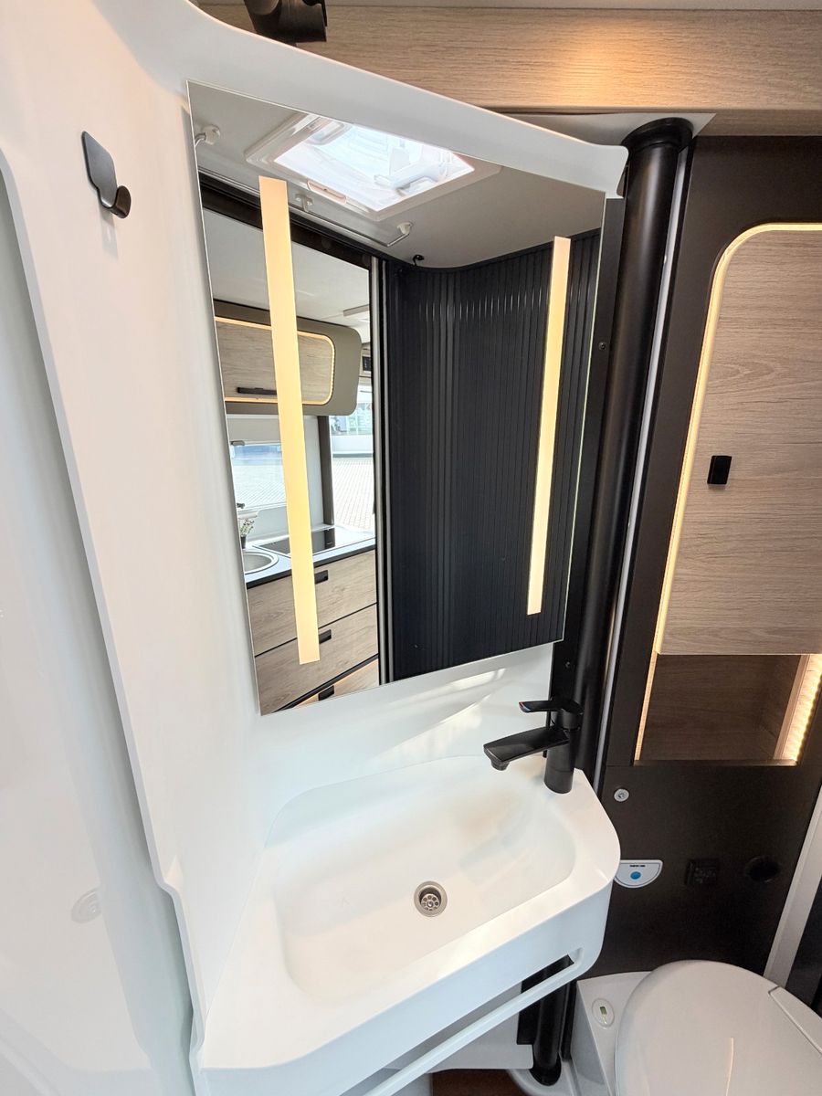 Fahrzeugabbildung Weinsberg CaraCompact Edition Pepper 600 MEG 2027
