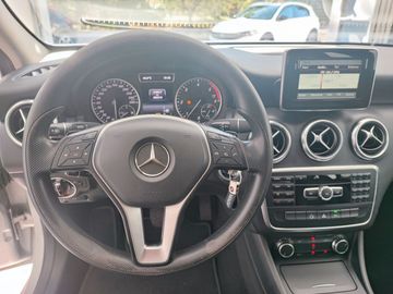 Mercedes A 180 - 10