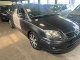 Toyota Avensis Kombi 1.8 Travel - Toyota Avensis Travel mit Benzin-Antrieb