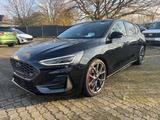 Ford Focus Lim. ST X Autom. HeadUp / Bliss / ACC - Ford Focus New cars: Leder, mit Navigationssystem