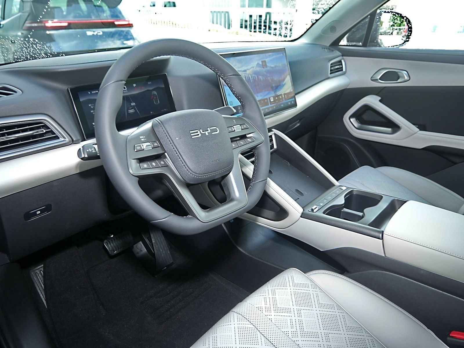 BYD ATTO 2