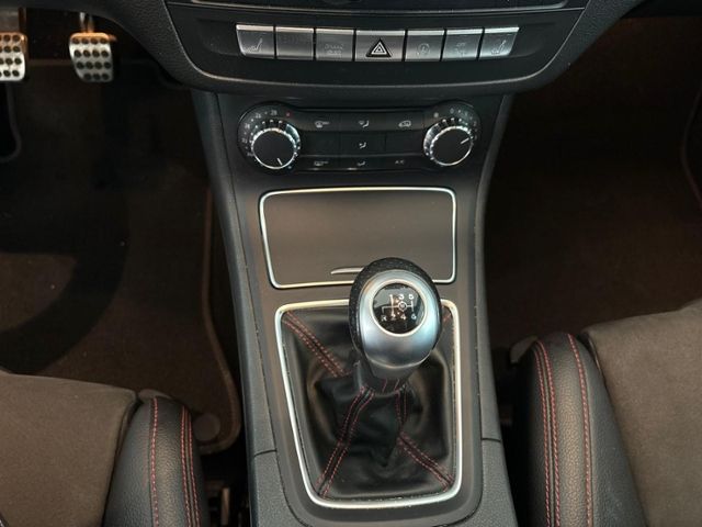 B 180 LED PANO SHZ KLI NAV
