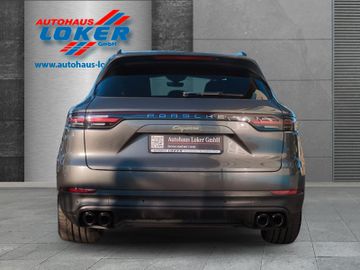 Porsche Cayenne - 5