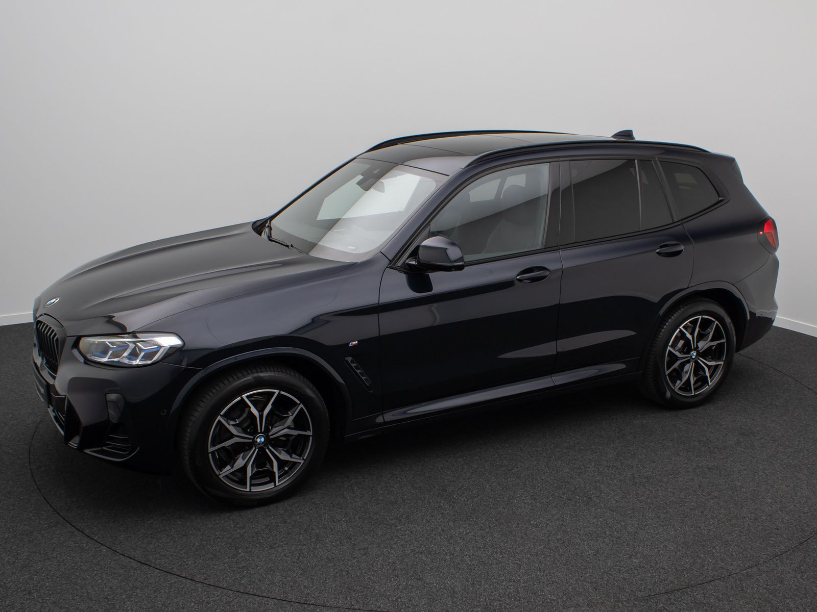 Fahrzeugabbildung BMW X3 xD20d M Sport 360° HUD Laser H/K Panorama 19"