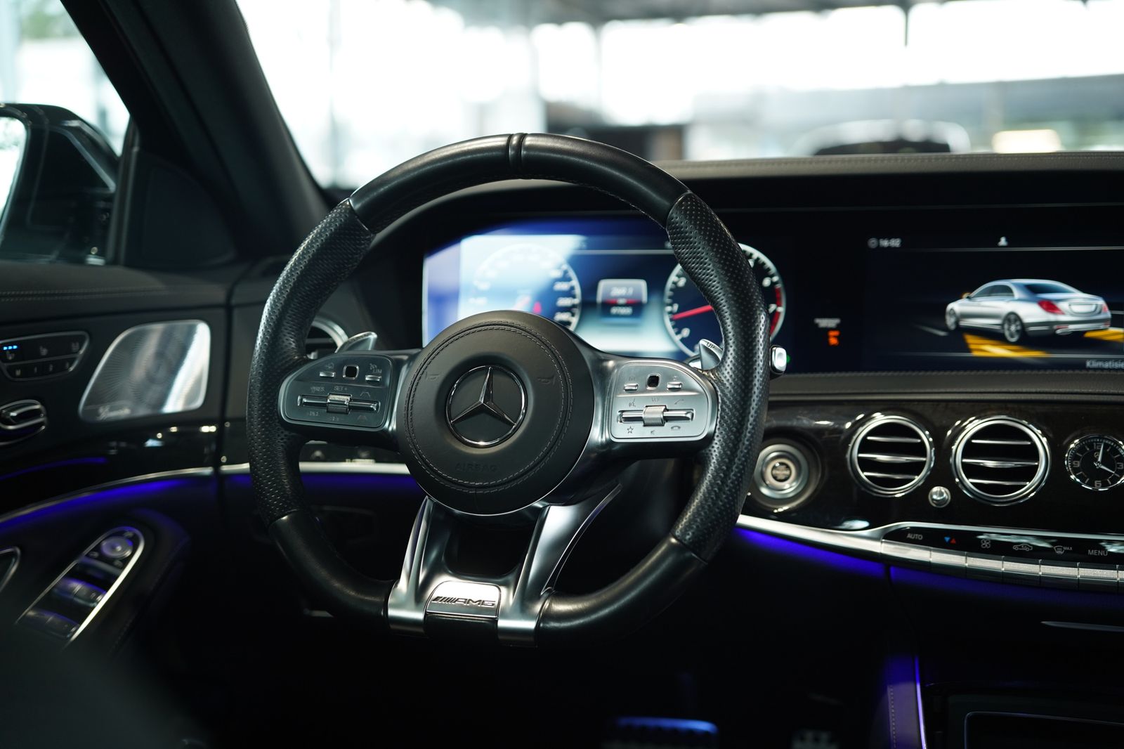Mercedes Benz S 560