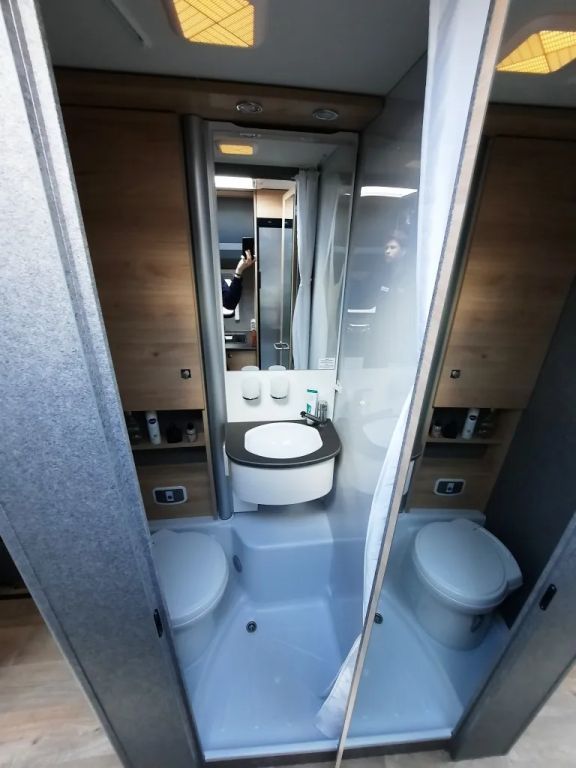 Fahrzeugabbildung Dethleffs Just Go! T 6815 EB Verfüg./Sparen Sie 18.525,- €