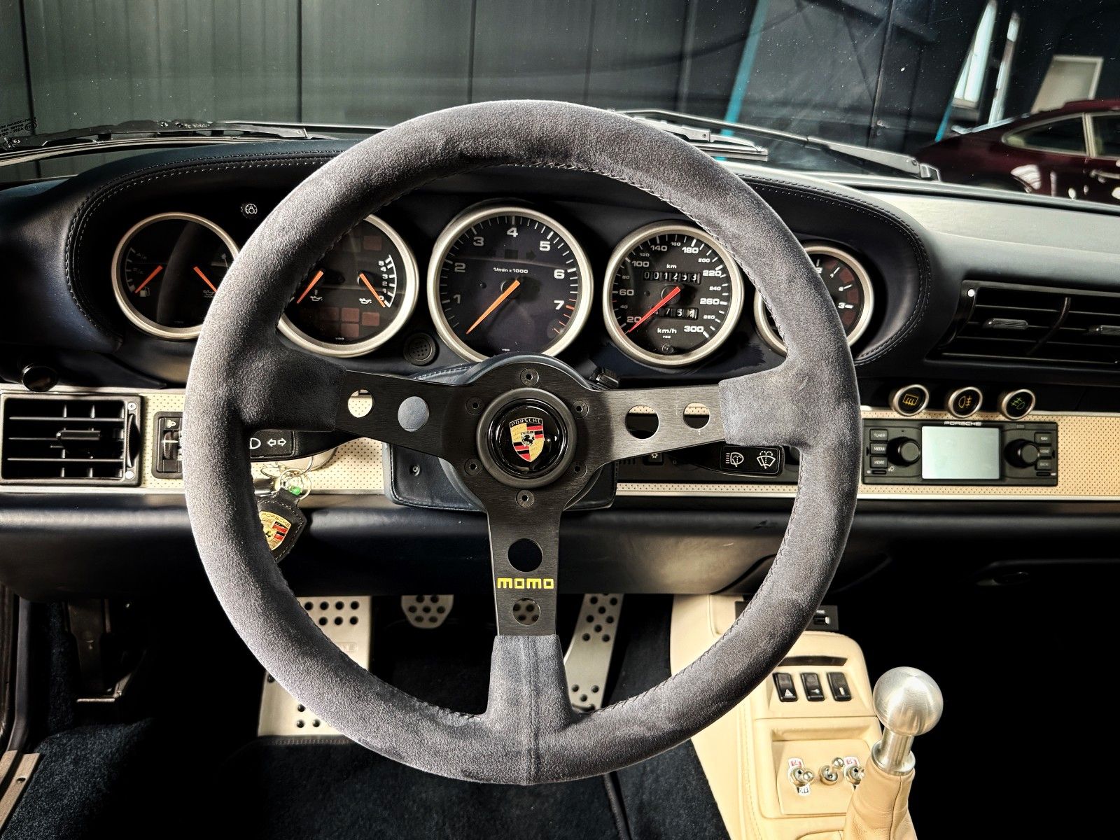 Fahrzeugabbildung Porsche 911 RSR Hommage 964 Backdate + 3.8l + 1.198 km