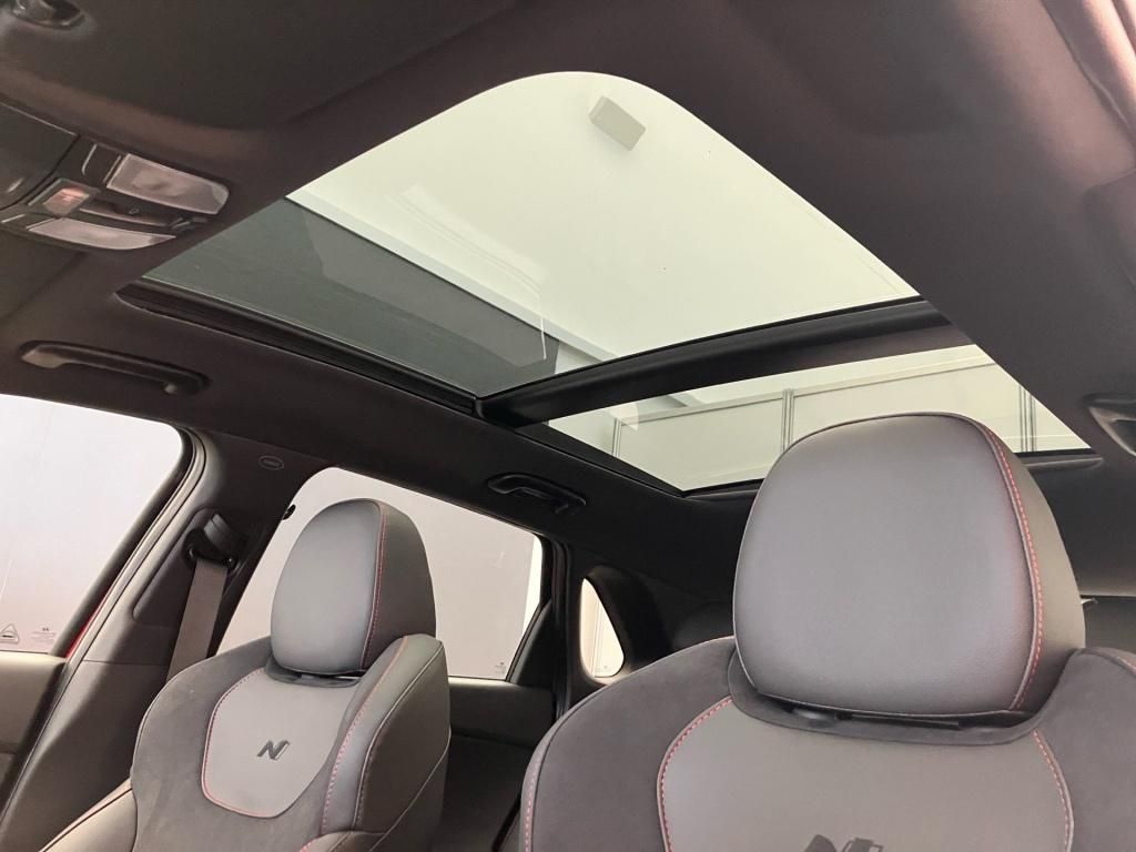Fahrzeugabbildung Hyundai i30 5-Türer 1,5 T-GDI 7-DCT N-Line 2xKlima KAM