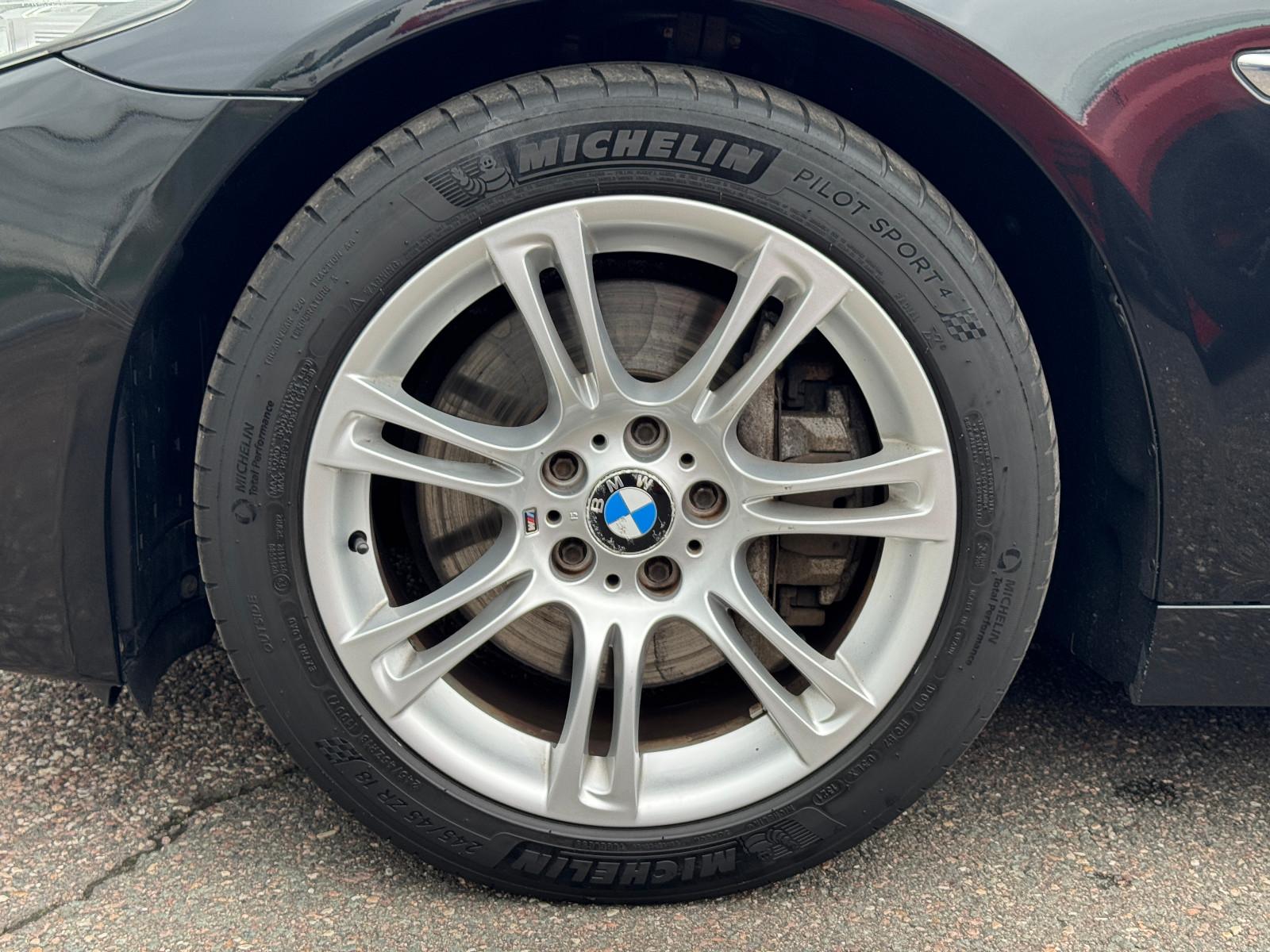 BMW 535D TOURING 3.0 313ch - BVA - CUIR - ATTELAGE - PLEINS PHARES XÉNON - SIÈGES CHAUFFANTS