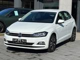 Volkswagen Polo VI Comf. 1.0TSI 95PS *SHZ*FullLink*PDC - Volkswagen Polo: 1.9