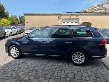 Volkswagen Passat Variant - 8