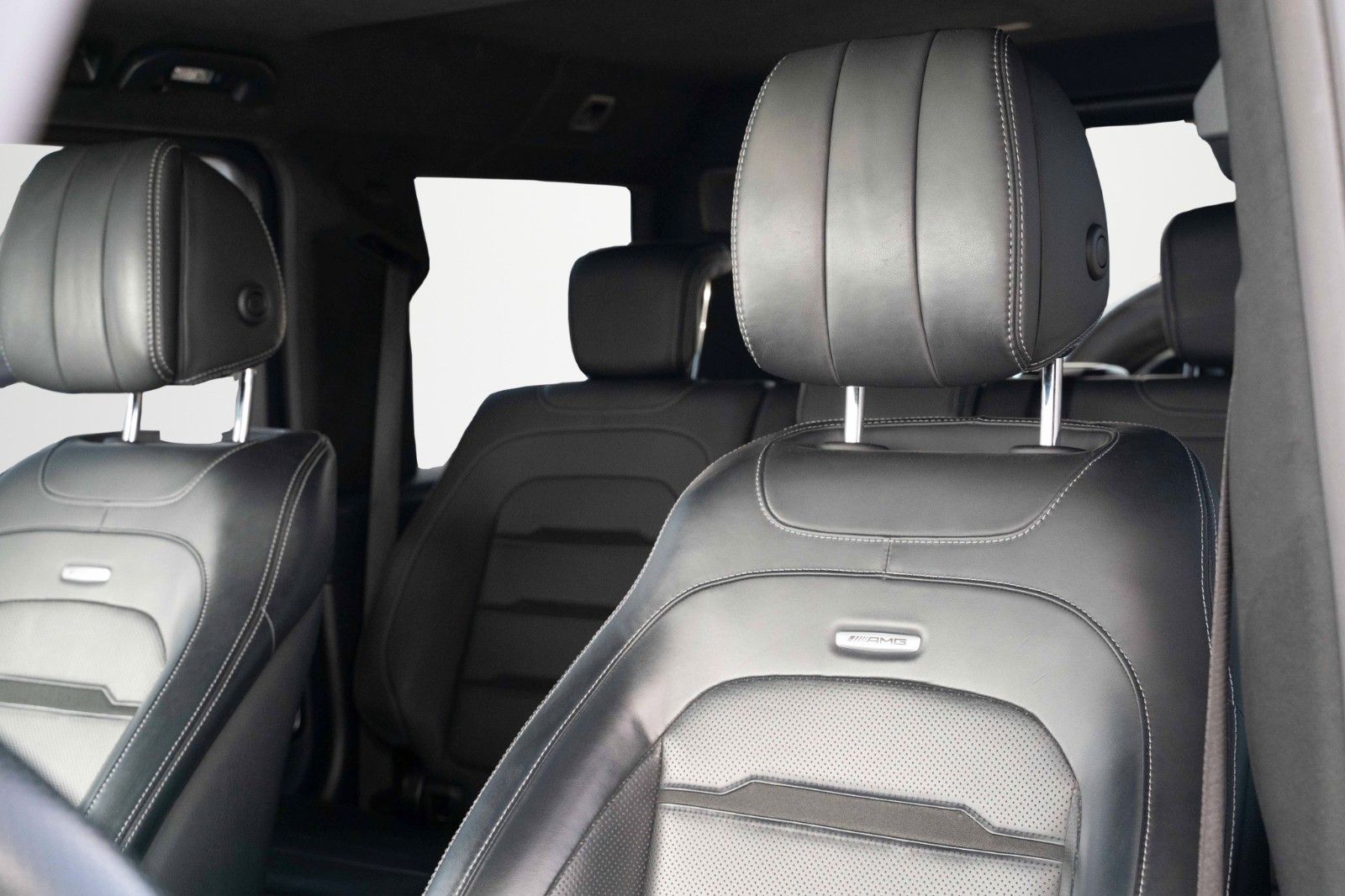 Fahrzeugabbildung Mercedes-Benz G 63 AMG MATT 8FACH GARANTIE AHK BURMESTER 360°