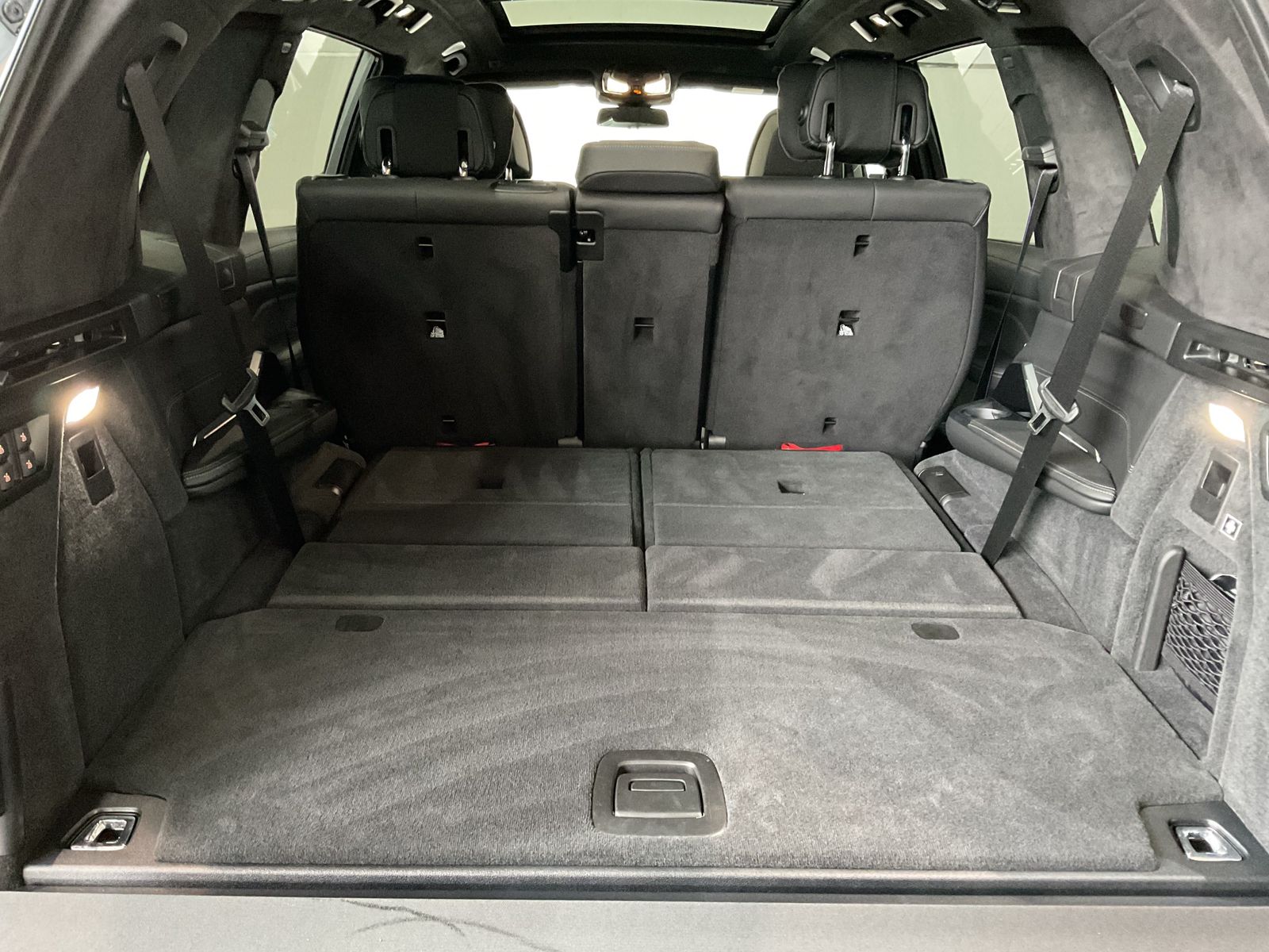 Fahrzeugabbildung BMW X7 M60i | Sitzbelüftung | Sky Lounge | Bowers &