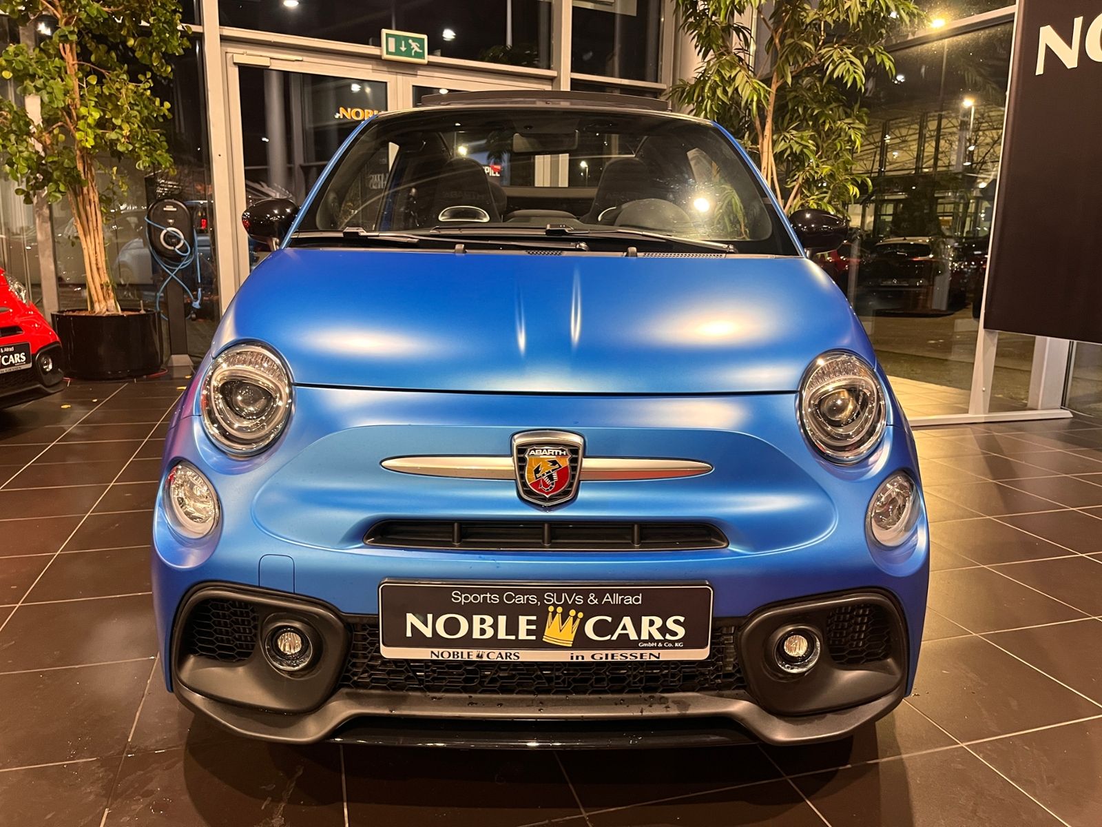 Fahrzeugabbildung Abarth 595C -BLAU MATT- LED  CARPLAY DAB ALU