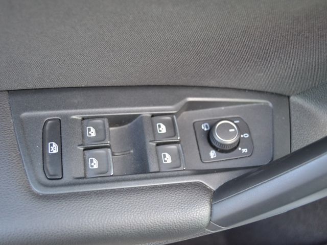 Tiguan 2.0 TDI DSG Elegance AHK/MATRIX/19-ZOLL/N