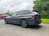BMW 320e Touring  Advantage - BMW 320 Gebrauchtwagen
